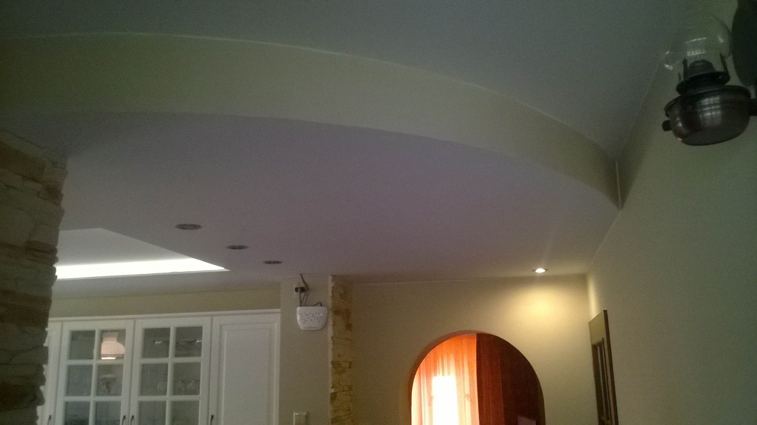 Thumbnail [100%x225]